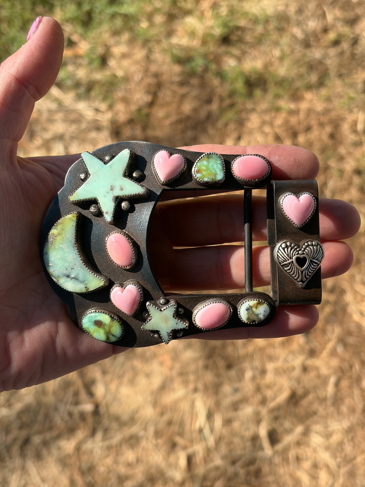 BUCKLE