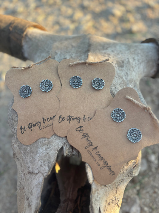 Elegant Floral Earrings