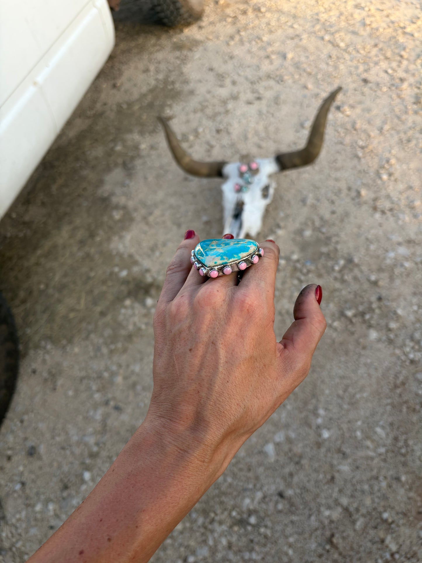 Sierra Belle Pink Conch Adjustable Ring